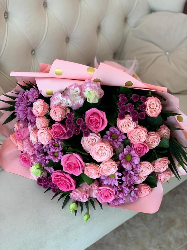 Букет цветов из: Хризантемы, Розы и Лизиантусы в Неклюдово Нижегородская область