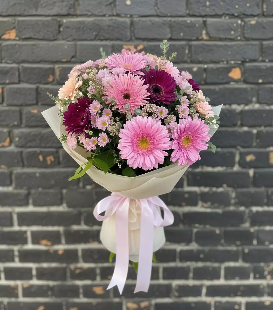 Букет цветов из: Герберы и Хризантемы в Неклюдово Нижегородская область