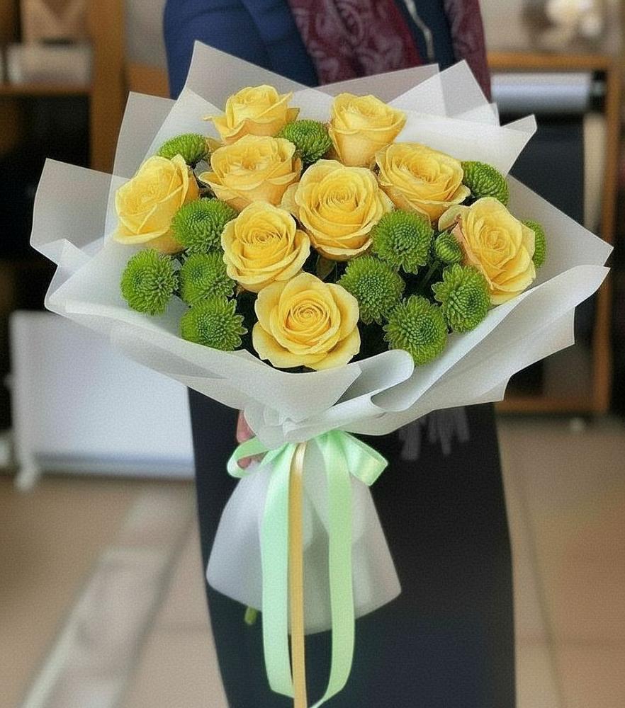 Букет цветов из: Хризантемы и Розы в Неклюдово Нижегородская область