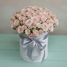 Цветочная композиция из Розы в шляпной коробке в Неклюдово Нижегородская область