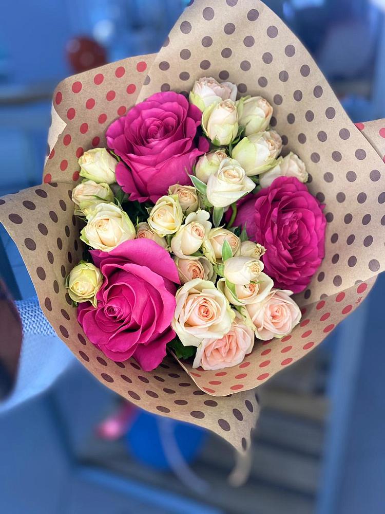 Букет цветов из: Розы в Неклюдово Нижегородская область