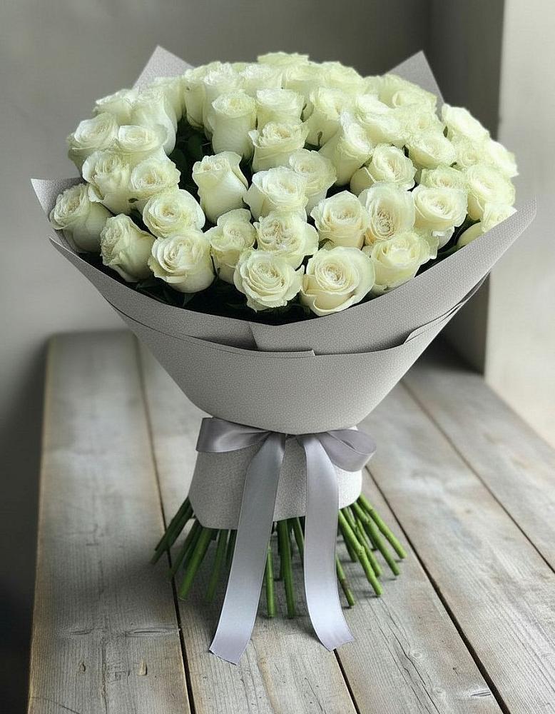Букет 35 Белых роз в Неклюдово Нижегородская область