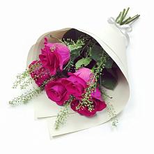 Букет цветов из:  Розы в Неклюдово Нижегородская область