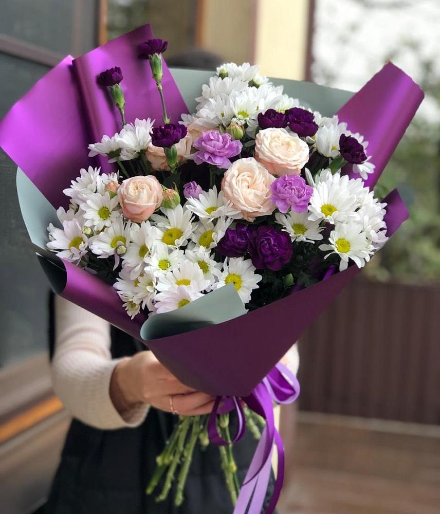 Букет цветов из: Хризантемы, Гвоздики и Розы в Неклюдово Нижегородская область