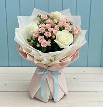 Букет цветов из:  Розы в Неклюдово Нижегородская область