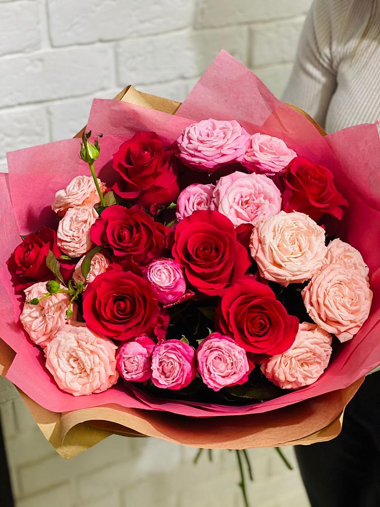 Букет цветов из: Розы в Неклюдово Нижегородская область