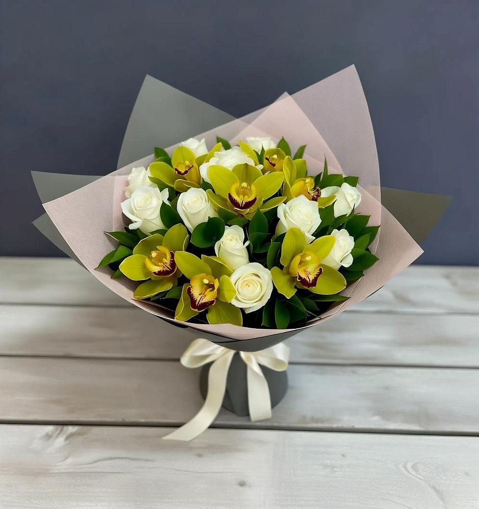 Букет цветов из: Орхидеи и Розы в Неклюдово Нижегородская область