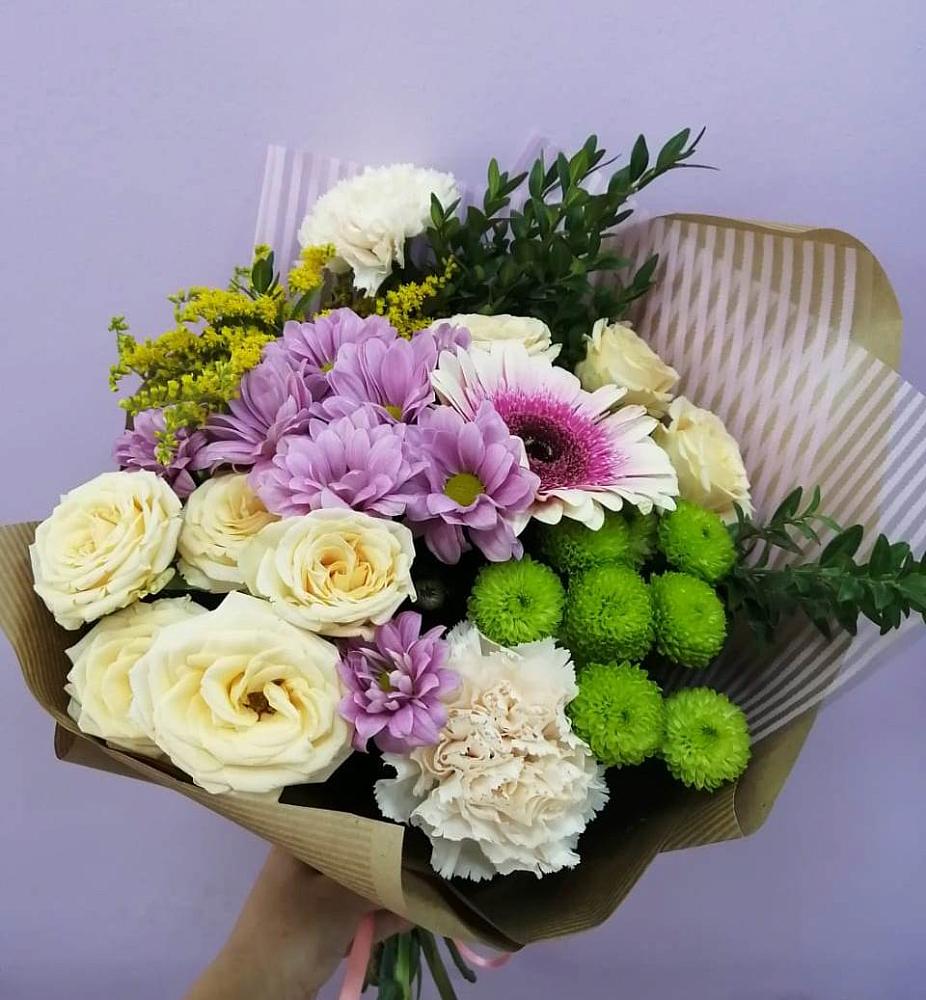 Букет цветов из: Хризантемы, Розы, Гвоздики и Герберы в Неклюдово Нижегородская область