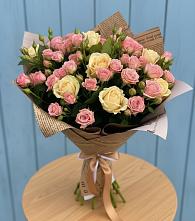 Букет цветов из:  Розы в Неклюдово Нижегородская область