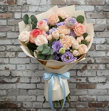 Букет цветов из:  Розы, Лизиантусы и Гвоздики в Неклюдово Нижегородская область
